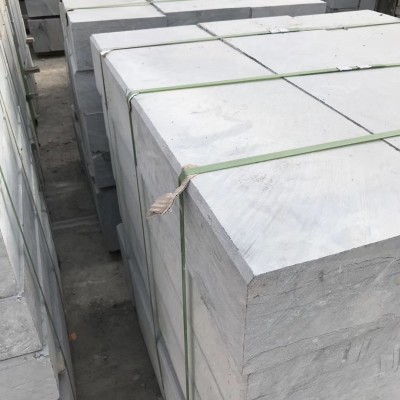 青石路沿石價格，青石路沿石廠家，青石路牙石批發
