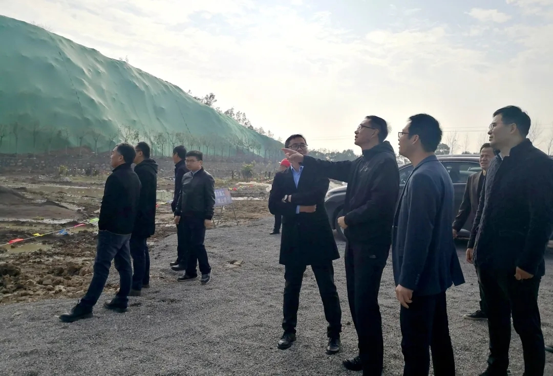浙江海寧市小尖山廢棄礦山生態修復項目通過交工驗收