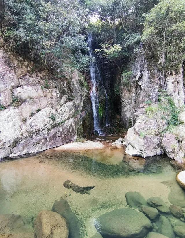 人跡罕至！浙江溫州永嘉這里有條花崗巖石河、平板溪